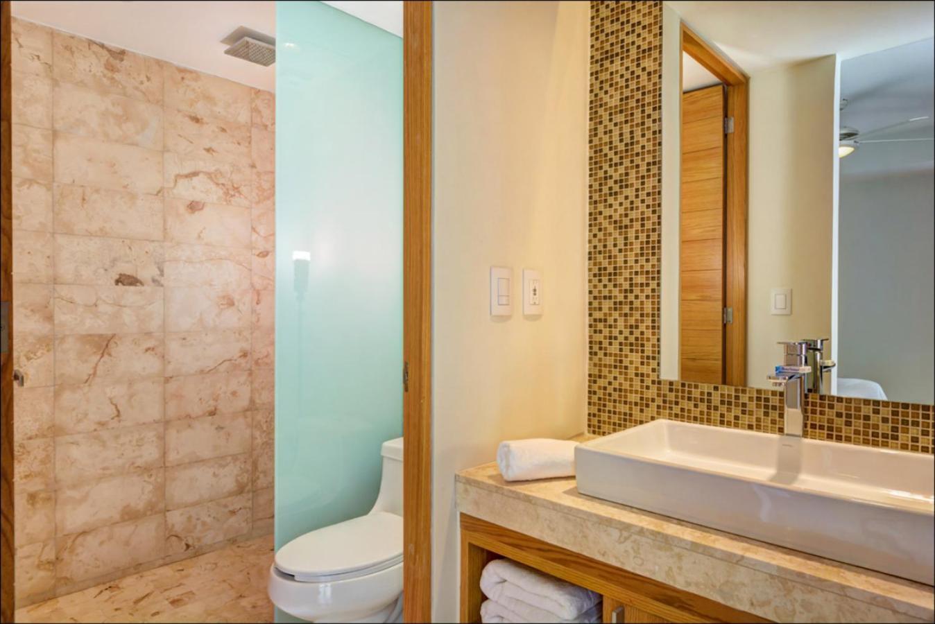 Anah Suites By Las Flores Vacation Rentals Playa del Carmen Habitación foto